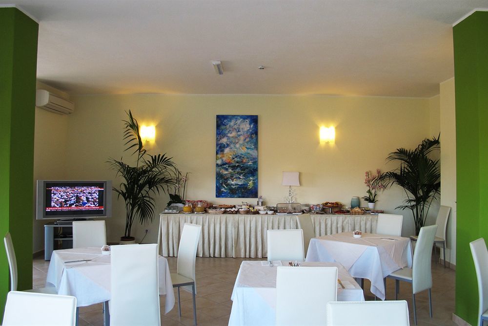 Hotel Stella Marina San Teodoro  Exterior photo